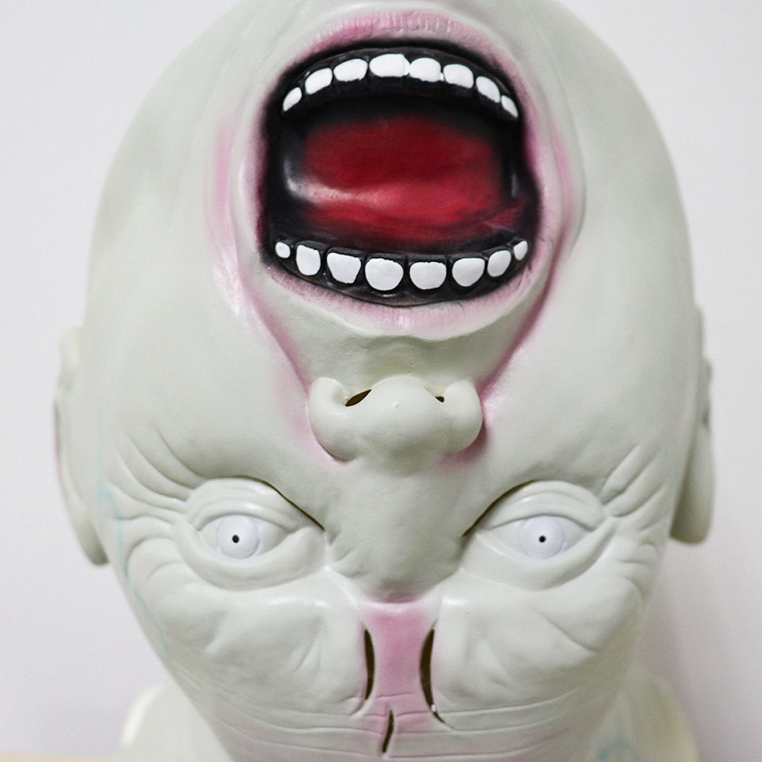หน้ากากยางลาเท็กซ์เหมือนจริงขอ - Latex Alien Mask Realistic บทวิจารณ์และราคา