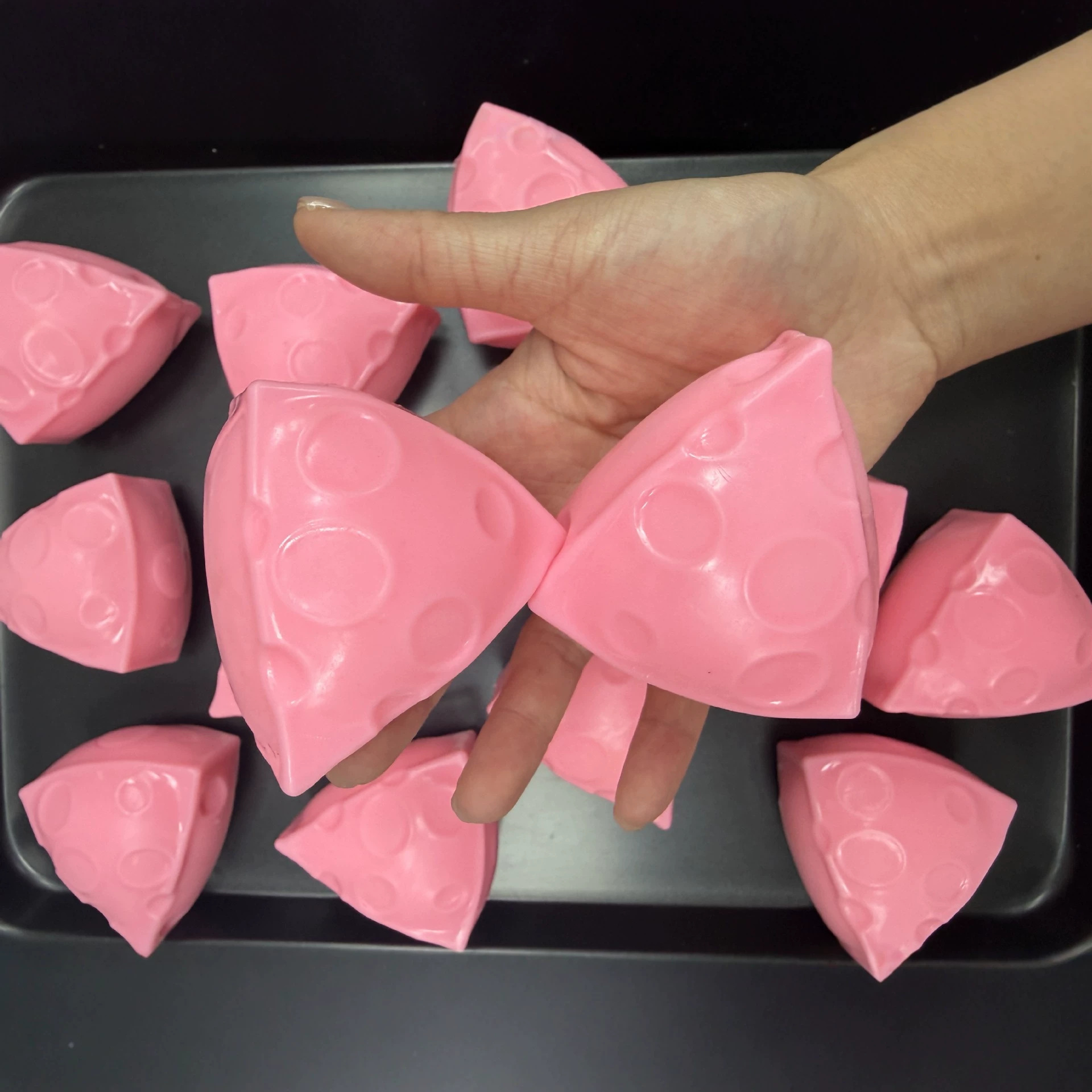 ของเล่นบีบคลายเครียดแบบนุ่ม ทำ - Novelty Gifts บทวิจารณ์และราคา