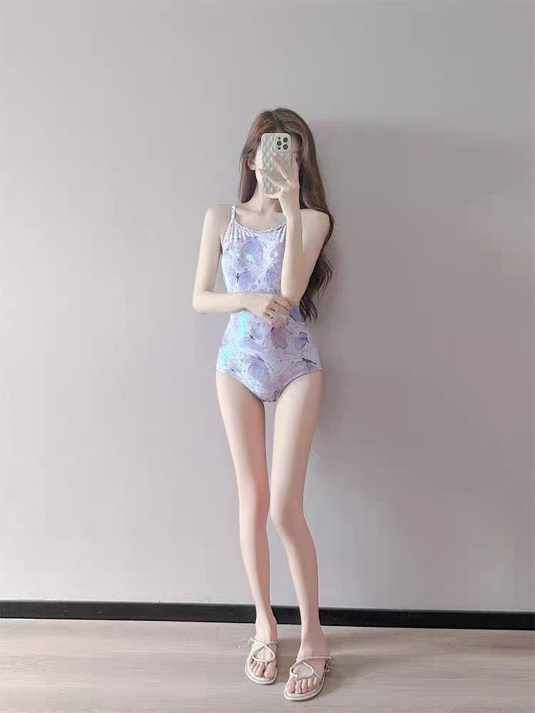 ชุดว่ายน้ำวันพีซทรงสามเหลี่ยมส - Costumes บทวิจารณ์และราคา