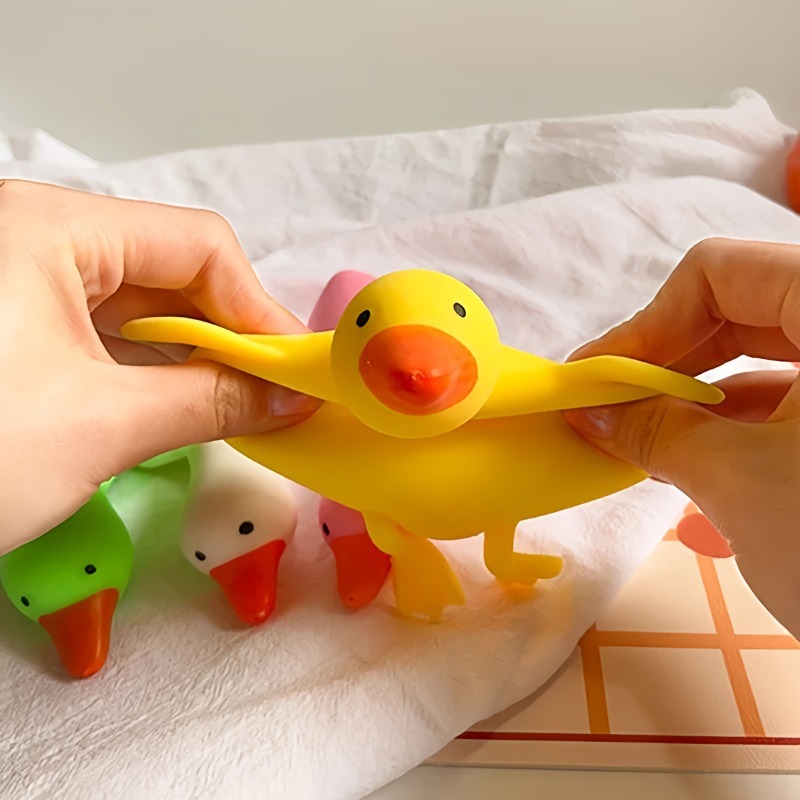 ของเล่นบีบคลายเครียดรูปเป็ดน่า - Novelty Gifts บทวิจารณ์และราคา
